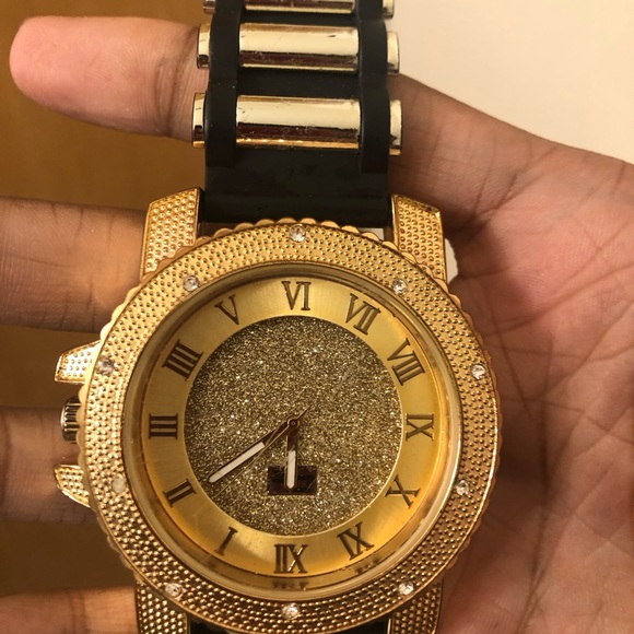 Watch - Picture 6 of 6